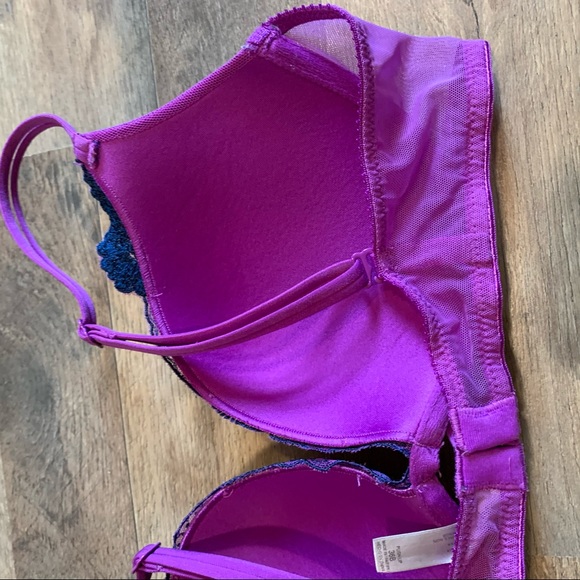 VS Vintage Embroidered Floral Lace Push Up Bra - Picture 7 of 9